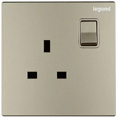 Legrand 羅格朗 Galion 13A單位